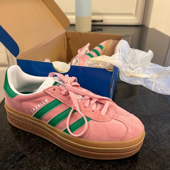 Gazelle Bold Women Shoes (Adidas) - Picture 2 of 3